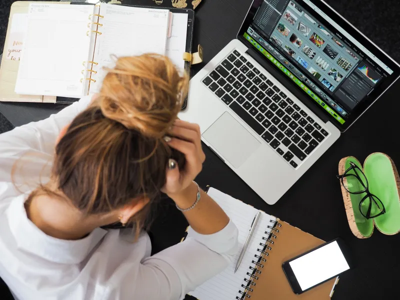 Fed Up With the Feed: Why People Are Ditching Algorithms for Homepages They Actually Control